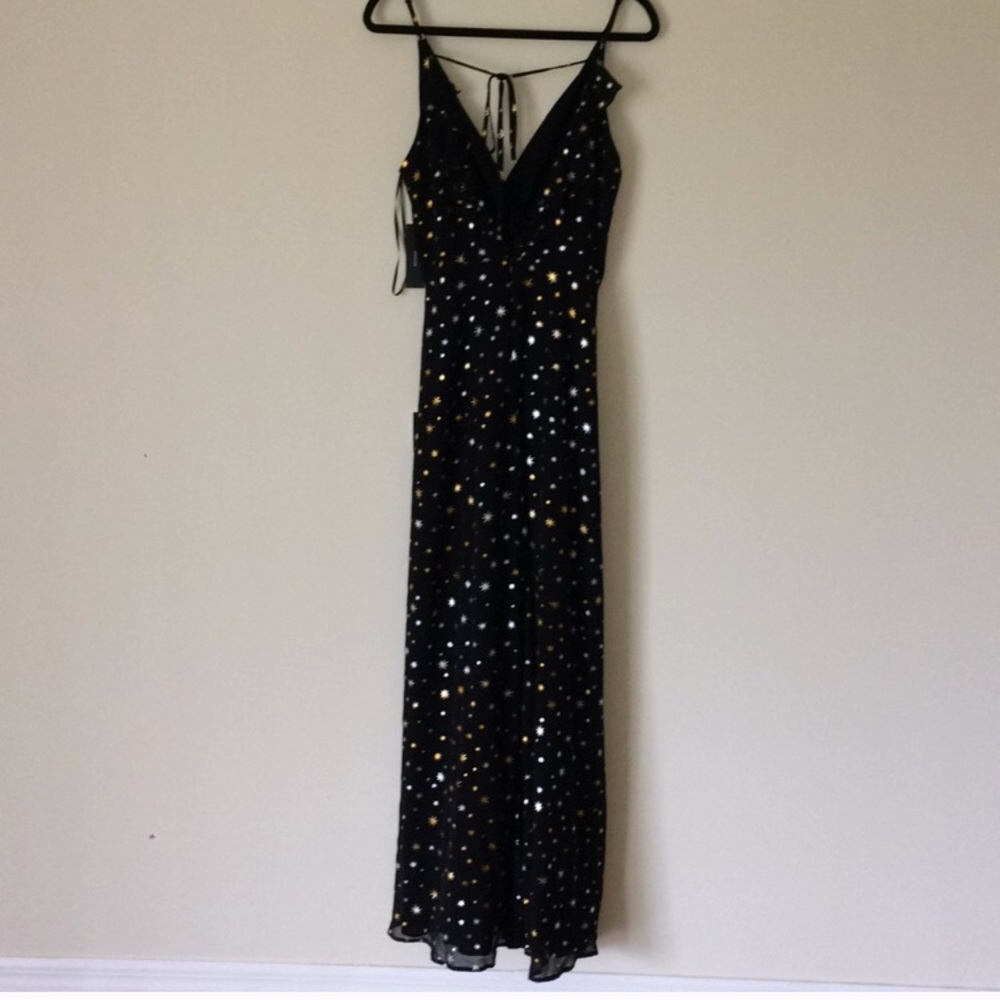 Lulus Maxi dress Medium stars are out! Beautiful